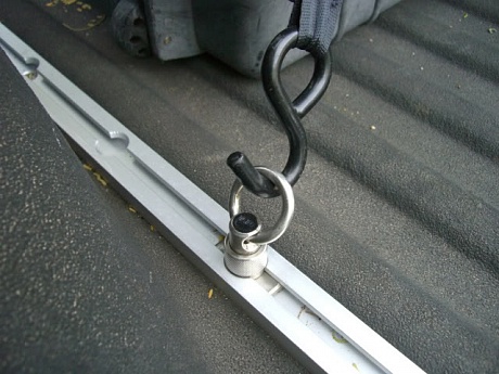 Система крепежа груза Slide-N-Lock (Серебристая) 560мм